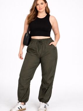 Ci Sono Dark Green Nylon Parachute Pants with Bungee Hem – Size Large EUC